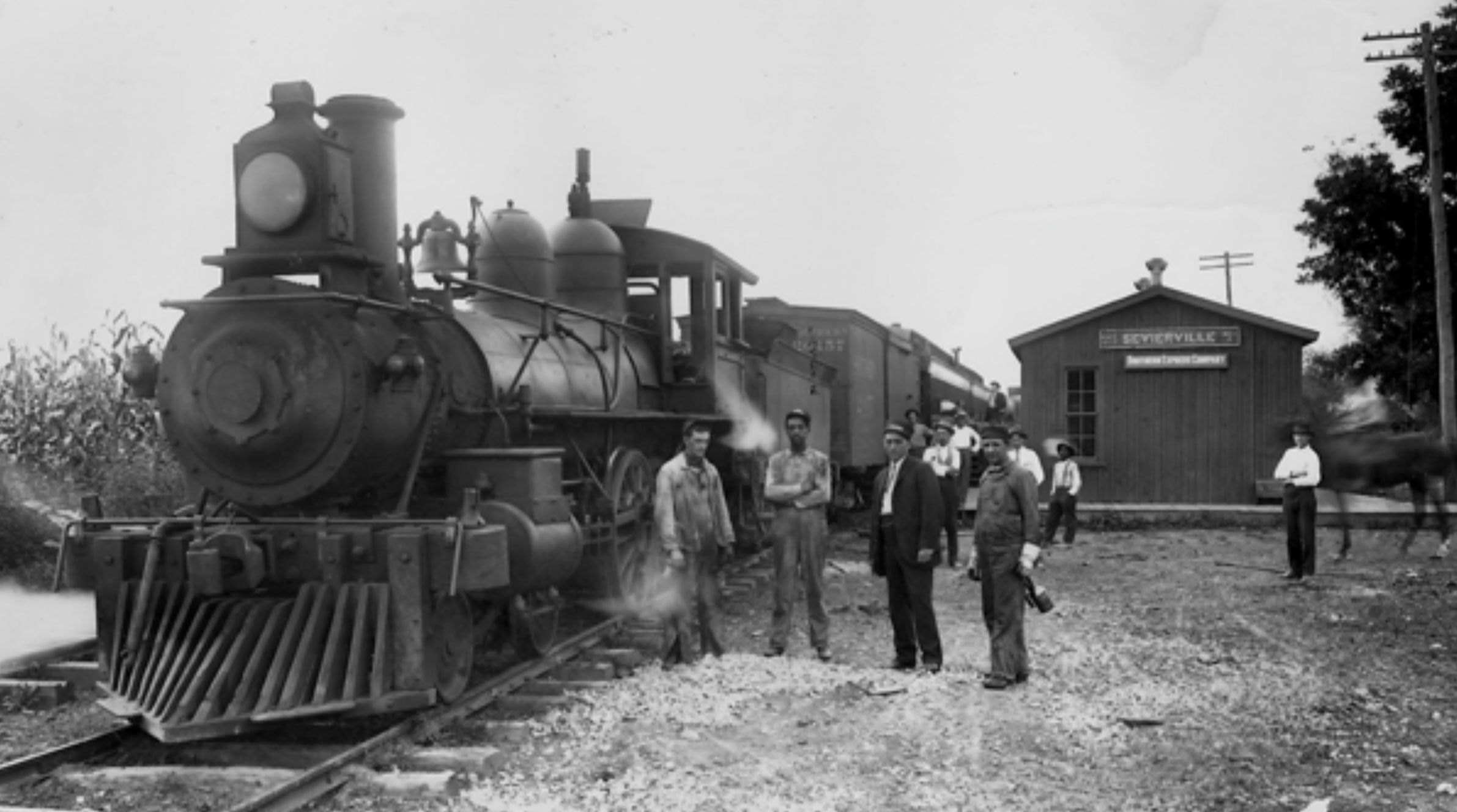 Train at Sevierville station